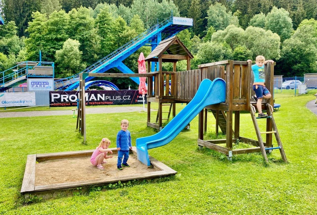 Penzion Acrobat Park Štíty Dış mekan fotoğraf