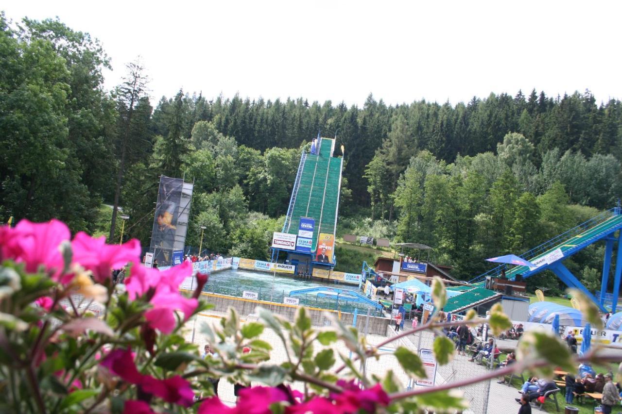 Penzion Acrobat Park Štíty Dış mekan fotoğraf